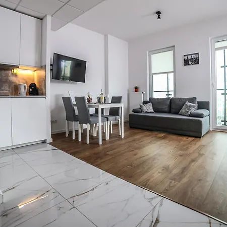 Apartment Big City Life - Bliska Wola Tower A
