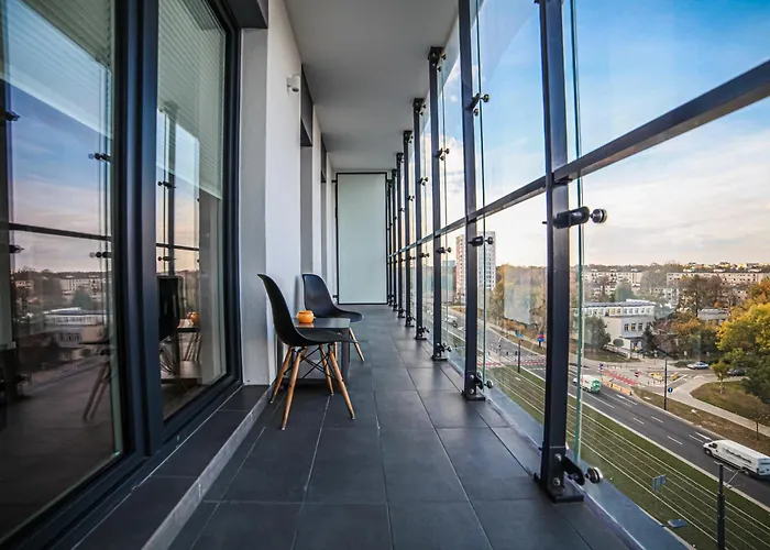 Big City Life - Bliska Wola Tower A Apartman Varsó