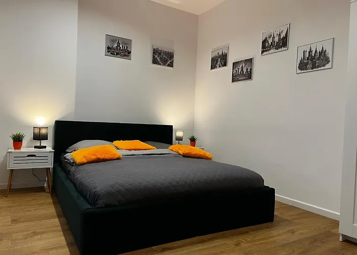 Big City Life - Bliska Wola Tower A Apartman Varsó