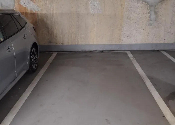 Big City Life - Bliska Wola Tower A شقة